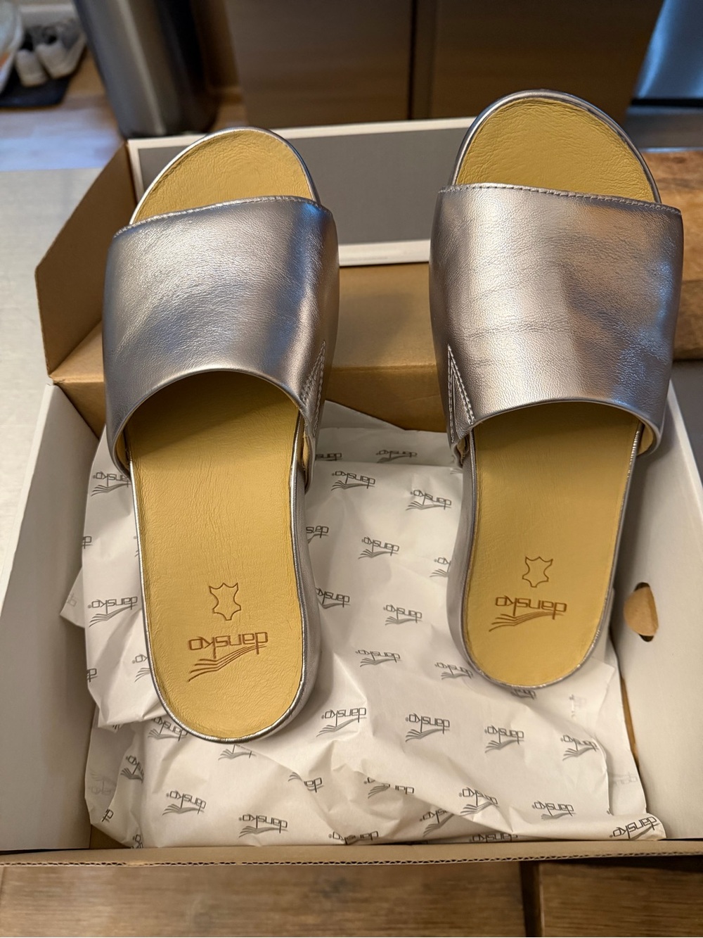 Dansko Twyla Pewter Leather Slide Sandals 10 - Women's